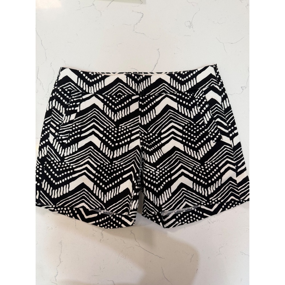 J.Crew Womens Black White Chevron Dot Stretch Shorts Size 2 Style 37571 SP 16
